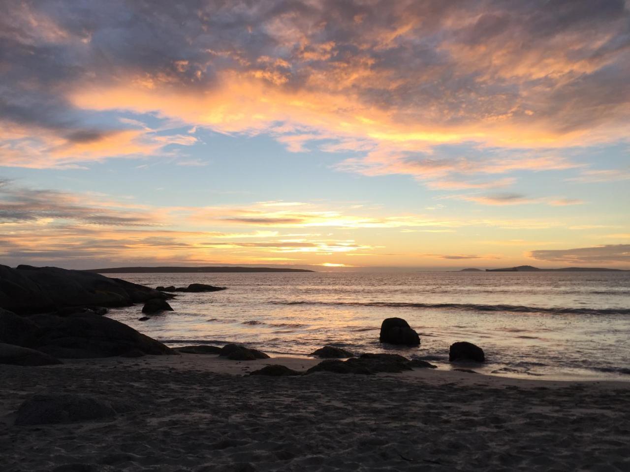Perfect 10 - 10 To 13 Sleeper Luxury Holiday Home Breakage Deposit Of R2500 Per Weekend Lease Langebaan Bagian luar foto