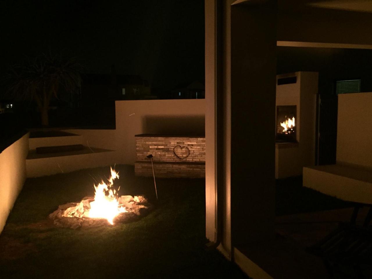 Perfect 10 - 10 To 13 Sleeper Luxury Holiday Home Breakage Deposit Of R2500 Per Weekend Lease Langebaan Bagian luar foto